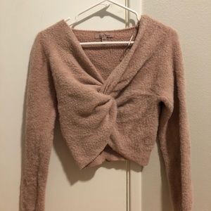 Pink knotted cropped sweater